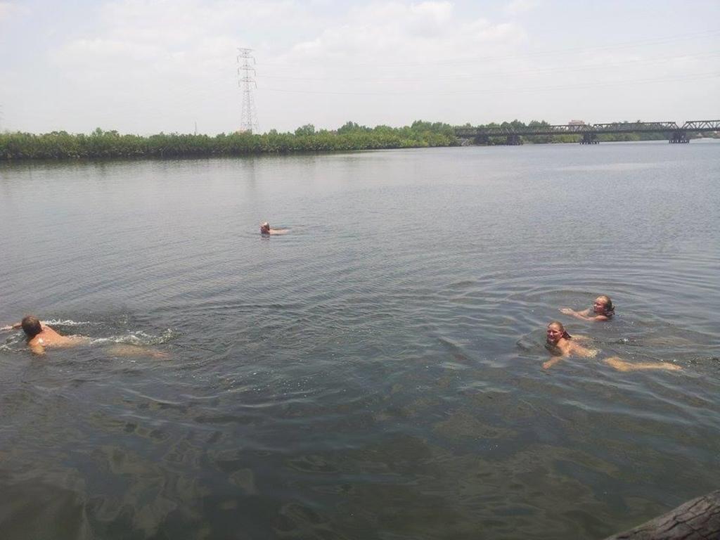 فندق Kampot River Bungalow By Mama المظهر الخارجي الصورة